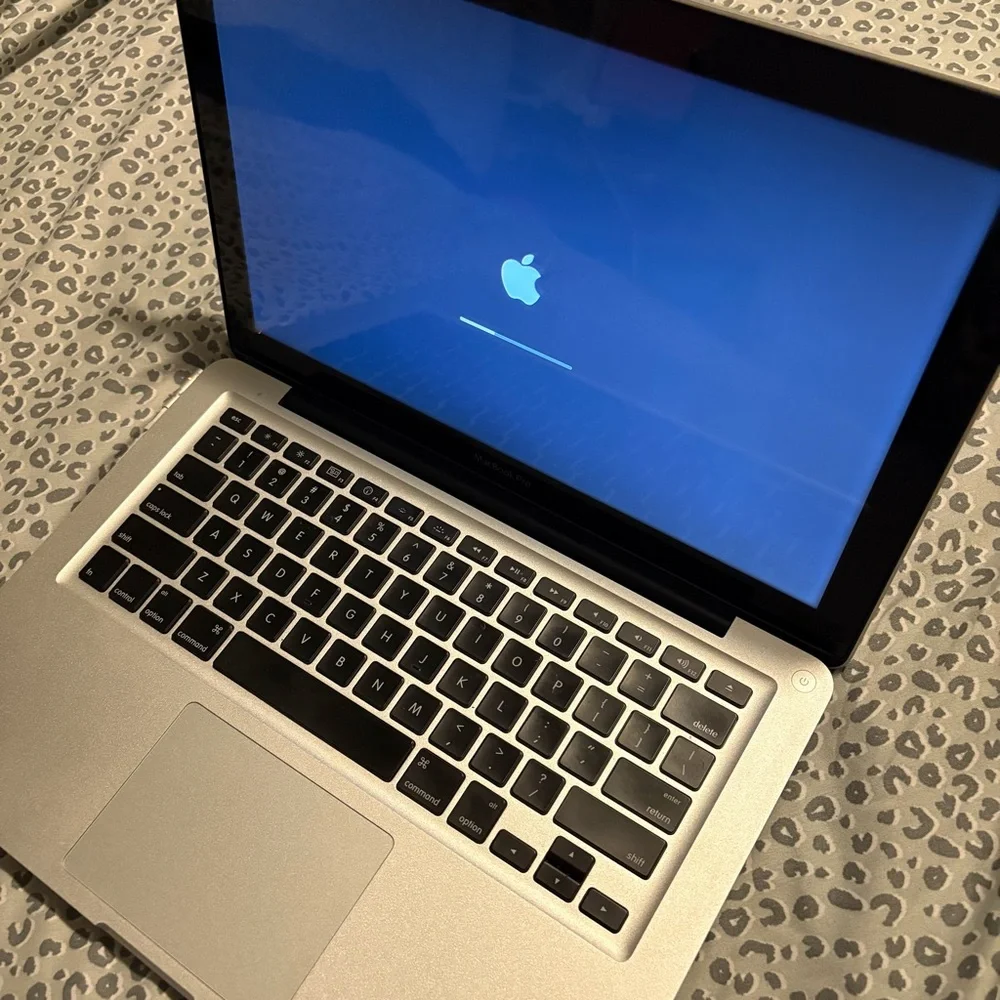 macbook pro 2011